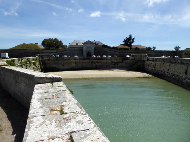 Fermeture Du Bagne De L'ile De Ré Saint-Martin de Ré - La star incontournable des villages de l'île de Ré